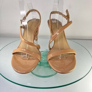 Elegant Tan Strappy Sandals
